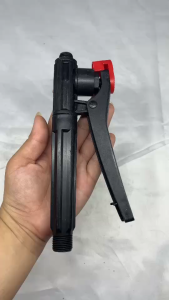 มือบีบเครื่องพ่นยา เกลียวเล็ก เครื่องพ่นยาแบตเตอรี่ 16 18 20 ลิตร มือบีบ เครื่องพ่นยา เครื่องพ่นแบต ถังพ่นยา แบตเตอรี่