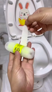 8686.Lucky อุปกรณ์ดับกลิ่นในห้องน้ำ ลูกบอลดับกลิ่นชักโครก ขจัดคราบ กลิ่นไม่พึงประสงค์ แบบแขวน พร้อมส่ง