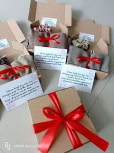 Hampers Gift Box Bella Square Hampers Murah Hadiah Ulangtahun Graduation