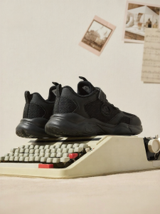 PEAK | Giày Sneaker Trẻ Em Thu Đông Nhẹ Thoải Mái Màu Đen