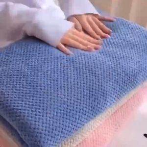 ผ้าเช็ดตัว ขนาด 140x70 cm ผ้าดี ใหญ่ แห้งเร็วและสวยงาม ซับน้ำได้ดี MJ12