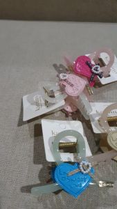 JEPIT RAMBUT KAMINO SALON BESAR 8CM / JEPIT SALON RAMBUT 8 cm / JEPITAN RAMBUT BENTUK SILANG HATI HOME SWEET LOVE PITA LOVE MIX