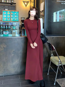 ชุดเดรสยาวทรงเข้ารูปสีแดงคอตั้งแขนยาวผ้าฝ้ายฟอกสำหรับผู้หญิงในฤดูใบไม้ร่วงและฤดูหนาวสไตล์เกาหลี