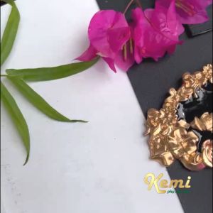 Cài áo đồng họa tiết nổi tag ghim gài vest thắt lưng cổ áo thanh lịch