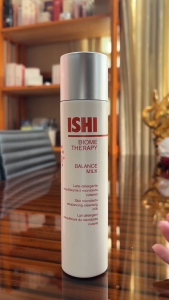 Ishi Balance Milk - 200ml - Sữa rửa mặt cân bằng hệ vi sinh làm sáng hỗ trợ ngừa lão hóa giúp săn da