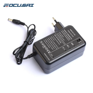 แบตเตอรี่ 5000mAh 5V 9V 12V Dc Output Ups แบบชาร์จไฟสําหรับ Wifi Router Led