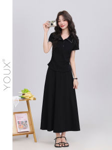 Slimming Polo Collar T-shirt A-Line Skirt Outfit