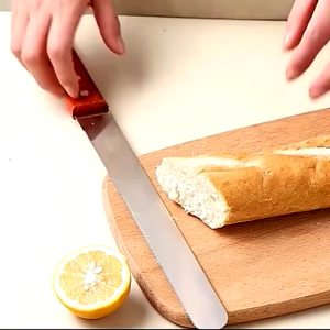 304 Stainless Steel Serrated Bread Knife Cake Slicer Wooden Handle Baking Pastry Cutter
