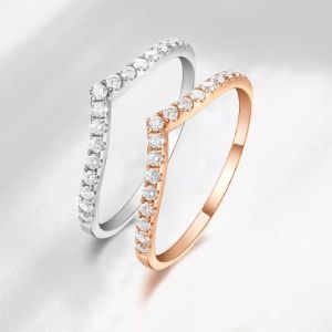 V-shaped Wedding Couple Inlaid Zircon Rings Ladies Fashion Simple Super Flashing Finger Rings