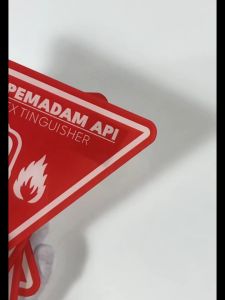 Segitiga APAR Akrilik 3D: Panduan Lengkap