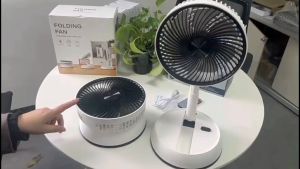 QUẠT GẤP GỌN TÍCH ĐIỆN CÓ CHẾ ĐỘ XOAY PHẢI TRÁI CÓ ĐIỀU KHIỂN TỪ XA