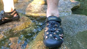 GRITION Khaki Mens Hiking Sandals Closed Toe Walking Sandals For Men Adjustable Heel Strap For Sports Rubber Comfort Casual Mesh Slide Slippers Footwear Sandals Shoes