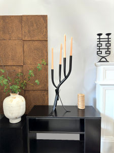 Artistic Multi-head Zen Style Candelabrum