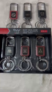 Bộ móc khóa ô tô xe máy xe hơi có sẵn logo các hãng. Móc khóa đa năng 2 khuyên (1 chiếc)