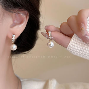 New 2025 Pearl Earrings Womens French Style Luxury Sensation Drop Earrings Small Luxury Pearl Drop Earrings for round Faces