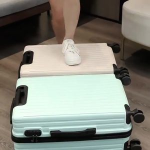 EvoQuest【พร้อมตะขอ】กระเป๋าเดินทาง 20/24 นิ้ว ล็อครหัสผ่าน ล้อหมุน360องศา กระเป๋าเดินทาง กระเป๋ารถเข็น ABS+PC luggage