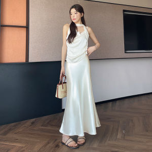 La Chapelle | Acetic Satin Fish-tail Skirt