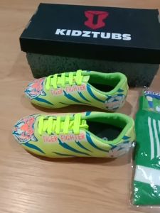 KIDZTUBS Sepatu Bola Anak Laki Laki Size 28 29 30 31 32 33 34 35 36 37 KDZ1548120324