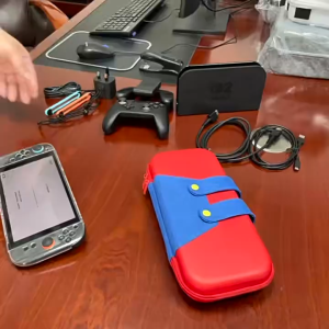 กระเป๋าเก็บสวิตช์ กระเป๋าใส่Switch กระเป๋าเก็บของ ความจุใหญ่ ใส่ได้ทั้งเครื่อง Console  เกม และอุปกรณ์เสริม พกพาสะดวก กันน้ำ กันกระแทก เหมาะสำหรับเดินทาง