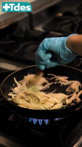 ถุงมือยางไนไตร 100ชิ้น/แพ็ค ราคาส่ง สีฟ้า ทำอาหาร เก็บขี้ยาง