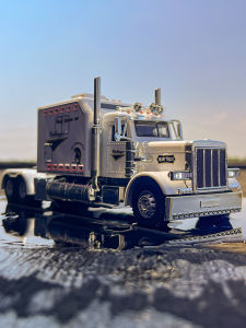 HUIYAO | Large Realistic Semi-Trailer Truck Model Toy