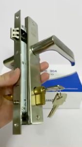 [AG INOX] Khoá Tay Gạt AG INOX dùng cho cửa đố 3x6 hệ 700 (Hàng đẹp)