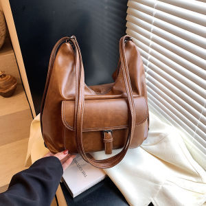Reverie Large Capacity Womens Underarm Bag Fashionable Vintage Tote Bag Shoulder Bag for Autumn 2024 Trendy Backpack Shoulder Bag