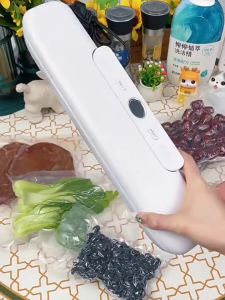 เครื่องซีลสูญญากาศ กู้สูญญากาศ กู้เครื่องซีล เครื่องซีลถุงพลาสติก เซ็นออร์ม เครื่องซีลใช้ไฟฟ้า Vacuum sealer 725