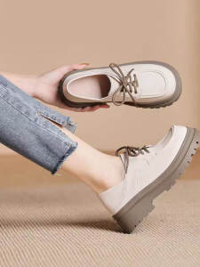 รองเท้าหนังส้นเตี้ยสไตล์อังกฤษสำหรับผู้หญิง ทรงหัวมน ส้นกลาง วัสดุรองเท้าหนังแกะ รองเท้าลำลอง สไตล์ล็อตตา