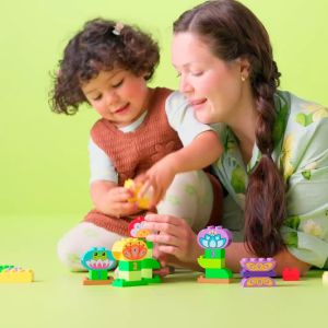 LEGO DUPLO 10444 Creative Garden & Flowers (45 Pieces) Building Block Toys Mainan Block