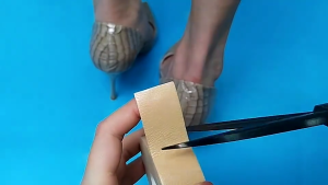 JS SHOP High Heel Shoes Back Heels Blister Plaster Relieve First Aid Sticker Wear-Resistant Foot Cushion 1pc