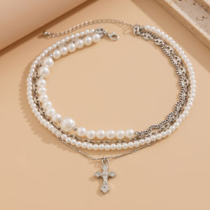 Sweet Cool Punk Style Geometric Pearl Beaded Necklace Versatile Personality Trendy Multi-layer Alloy Clavicle Chain Women