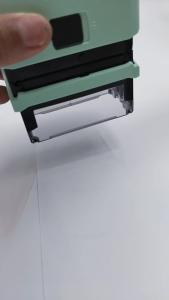 ตรายางหมึกในตัว ตรายางชื่อ-สกุล เบอร์โทร TR4913 ยางพาราแท้ (ทักแชทก่อนสั่งซื้อ)