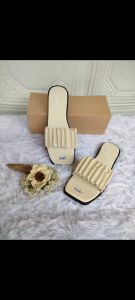 Sandal Wanita Kekinian 2024 Viral | Sendal Wanita Terbaru Motif Kerut Meyluvar | Sendal Flip Flopsandal slop wanita sandal kekinian sandal terbaru slop sandal wanita korea ( FREE BOX )