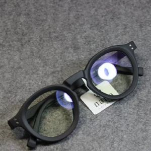 2025 Fashion New Japanese Retro Style Men and Women Vintage Round Frame Glasses Pin Fashion Personalized Flat Mirror