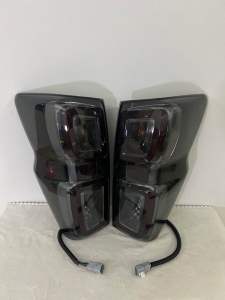 ไฟท้าย Isuzu d-max ปี2020-2023 LED(โคมสี smoke)ปลั๊กตรงรุ่น