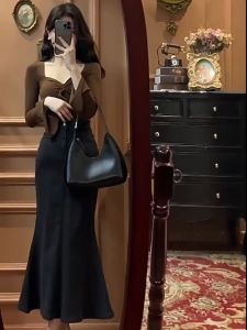 Port: Women's New Style Blouses - 2025 Slim Long-Sleeved T-Shirt & Flared-Sleeved Short Bottoming Shirt