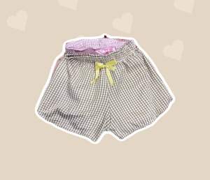 6 Pcs assorted Adult shorts with drawstring waist in pastel colors: light blue gray pink and dark gray. Casual wear for everyday use.