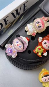Sticker Charm 3D chủ đề LABUBU trong bán lẻ 2024 DIY Mayto gắn Dép Cross Dép Sục Cá Sấu JB-246