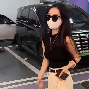 chaqi | เสื้อถักคอกลมแขนกุดสำหรับผู้หญิง ทรงสลิมฟิต ทรงลำลอง สไตล์ฤดูร้อน 2025 เสื้อผ้าทำงาน แขนยาว ปกติ