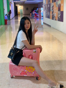 Yellow Duck Childrens Carry-On Suitcase Travel Bag with Wheels Baby Carrier Boys And Girls Luggage Cartoon Design