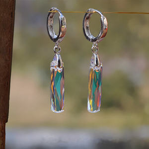 925 Sterling Silver Ear Clip Simple Aurora Crystal Long Ice Bar Sugar Sugar Earrings Earrings Female Sweet Graceful Ear Ornaments
