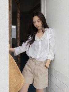 VNOOK | Áo Sọc Dây Ren Cổ U Dáng Rộng Nhẹ Nhàng Elegance Tay 3/4