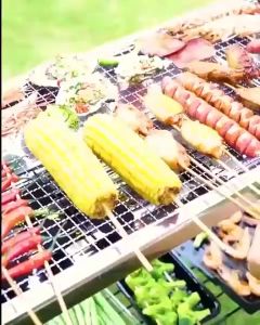 เตาถ่านใหม่รุ่น BBQ เตาย่างบาร์บีคิว เตาปิ้งย่าง เตาย่างถ่าน เตาปิ้งย่างพกพา พับได้ น้ำหนักเบา สแตนเลส สําหรับแคมป์ปิ้งกลางแจ้ง เตาย่างสแตนเลส เตาบาร์บีคิว เตาย่าง เตาย่างแบบพกพา เตาย่างใช้ถ่าน เตาย่างบาร์บิคิว เตาปิ้ง เตาย่างบาบีคิว านปิ้งย่าง