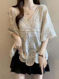 YINGXIYUE | Lace Crochet V-Neck Short Sleeve Slimming Shirt