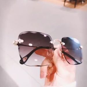 VOOWO Kacamata Hitam Wanita Frame Korean Fashion Ulzzang Metal Gaya UV400 Sunglasses