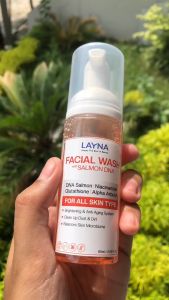 FACIAL WASH DENGAN DNA SALMON LAYNA SKINCARE