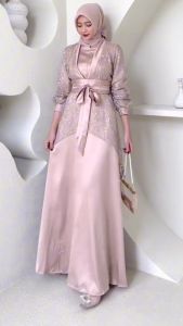 Couple Fuji Aurora Silk Dress Inner + Outer Tile Brokat dan Kemeja Batik Katun Kondangan