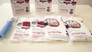 Gratis Ongkir - Kantong Vacum Pakaian Plastic Storage Pompa Manual / Travel Bag Kompresi Seprei