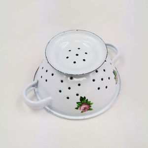 Mini Cute European Retro Enamel Fruit Basket Small Draining Basket Fruit Tray Plate DIA11W15H6CM Metal Handmade Nordic Style